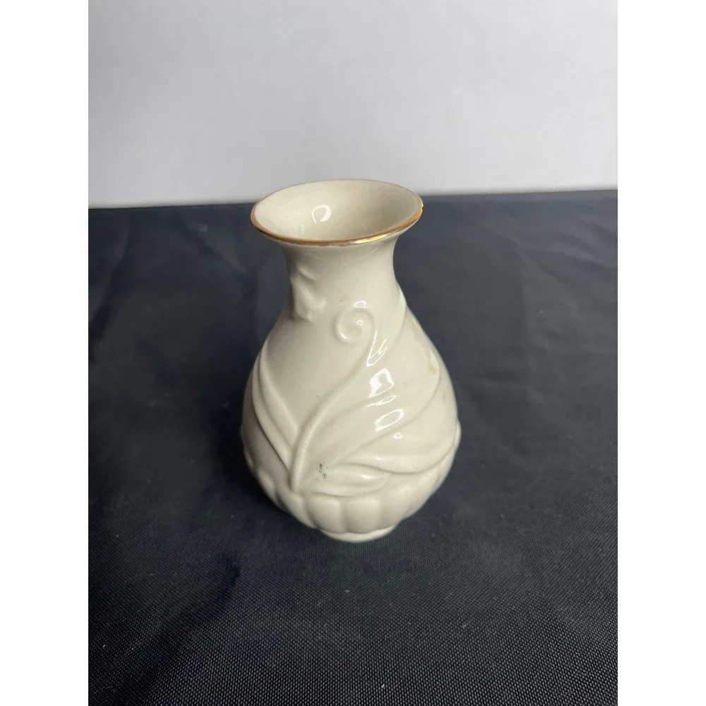 Lenox‎ Floral Melody Miniature Bud Vase Ivory Fine China Gold Trim Embossed 4